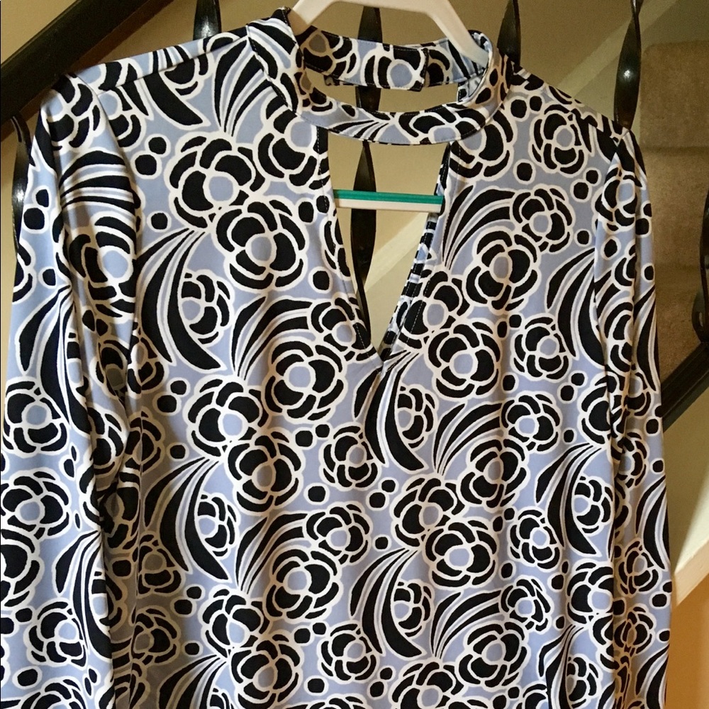Ann Taylor Top Size M NWT